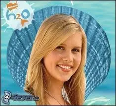 Qui est cette fille ?