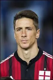 Quelle est la nationalité de Fernando Torres ?