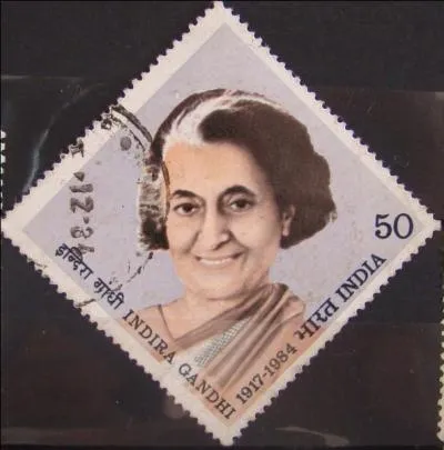 Qui est le p&egrave;re d'Indira Gandhi ?