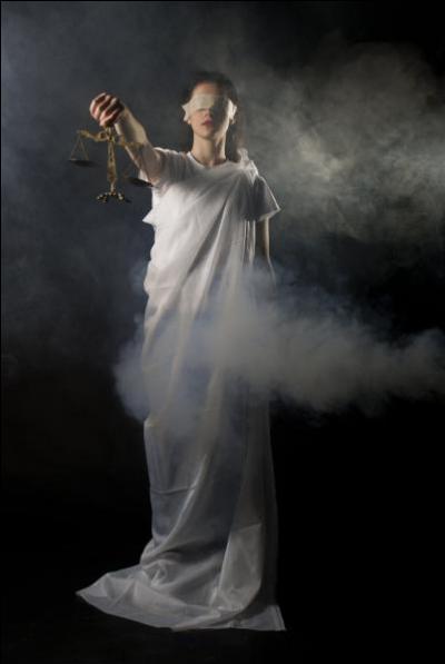 Qui est la déesse de la Justice dans la Grèce antique ?