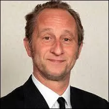 Benoît Poelvoorde est un comédien et humoriste belge à l'immense talent. Saurez-vous me dire de quelle ville il est originaire ?