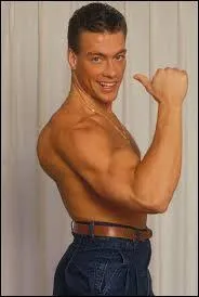 Quel surnom les Américains ont-ils donné à Jean-Claude Van Damme, la plus grande star de cinéma belge connue outre-Atlantique ?