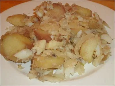 Peut-être l'ignorez-vous, mais le cabillaud porte un autre nom ! Ce qui est sûr, c'est que dans ce pays, il est un plat national !