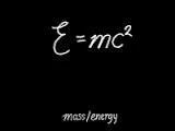 Vrai ou faux, "E=mc2" peut se dire aussi "mc2=E" :