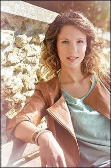 Avant de chanter quelle était son activité principale ?