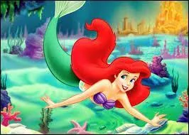 Début du dessin animé : spectacle en l'honneur des 16 ans d'Ariel. Quel crabe dirige le chur ?