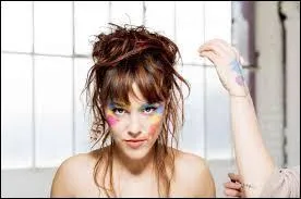 Qui est cette chanteuse ?