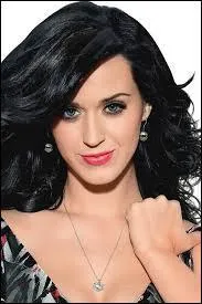 Qui est cette chanteuse ?