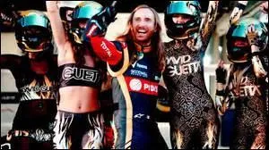 Qui chante : "Dangerous" ?