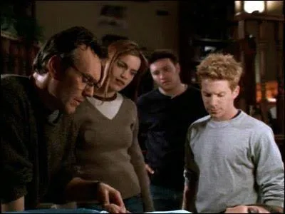 [Meilleurs vux de Cordelia] Comment s'appelle le groupe de chasseurs de vampires que forment Oz, Giles, Larry et Nancy  ?