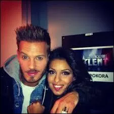 Avec qui a-t-elle chanté "Envole-moi" ?