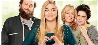 Paula va comme la grande majorité des personnes à l'école. Comment sa meilleure amie se nomme-t-elle ?