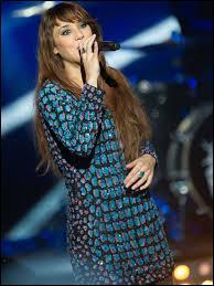 Avec qui Zaz a-t-elle chanté "Éblouie par la nuit" ?