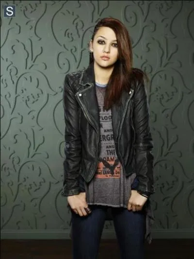 Qui est cette jeune femme ?