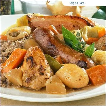 A quoi vous font penser les mots "coquille saint-jacques, crêpes, galettes et huître" ?