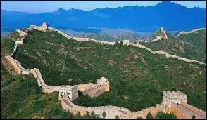 La muraille de Chine est visible à l'il nu depuis la Lune.