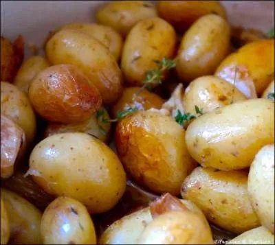 Il existe plusieurs variétés de pommes de terre nouvelles dont la grenaille.
Leur calibre doit être inférieur :