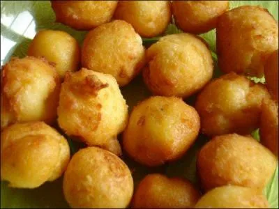 Les pommes Elisabeth sont, elles, des pommes dauphine garnies après cuisson :