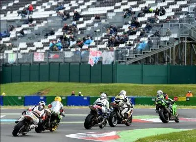 En avril, a eu lieu la dernière édition du Bol d'Or à Magny-Cours. Depuis quand cet événement se déroulait-il dans la Nièvre ?