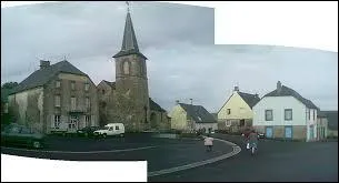 Je vous emmène à Montgreleix, commune auvergnate située dans le département ...