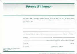 En cas de décès, c'est la mairie qui délivre le permis d'inhumer.