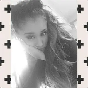 Sous quel nom a-t-elle joué dans cette série ?