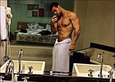 Nous n'en avons pas fini avec cet être narcissique. Pour le prouver : par quoi est-il aussi obsédé ?