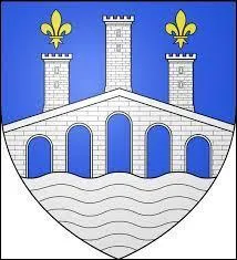 Celui-ci appartient à une ville d'Aquitaine. Dans cette ville, vous pouvez visiter son église Saint-Étienne ou franchir le Lot sur le Pont des Cieutats. Il s'agit de la ville de ...
