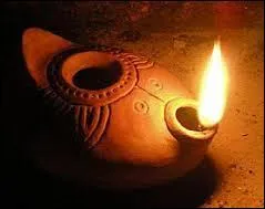 Qu'est-ce qui détrônera la chandelle dès le Moyen Âge ?