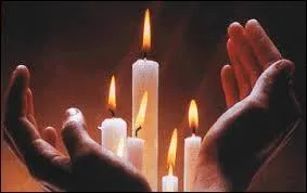 À quel usage le mot cierge est-il réservé ?