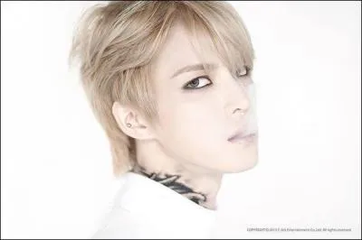 De quel groupe fait-il partie maintenant ?