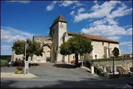 La commune Périgourdine de Sourzac se situe en région ...