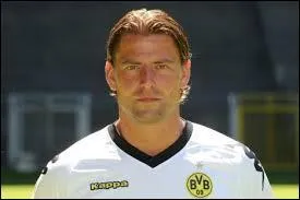 Qui est le gardien du Dortmund ?