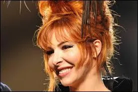 Mylène Farmer déclarait qu'elle n'avait ''Pas le temps de vivre'' . C'était sûrement vrai en 2000 lors de sa tournée :