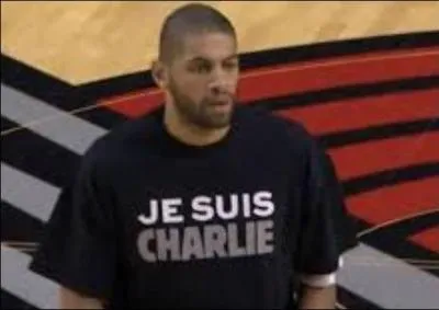 Un Charlie joueur de basket :