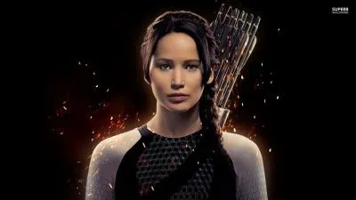 Dans "Hunger Games", quelle actrice joue le rôle de Katniss Everdeen ?