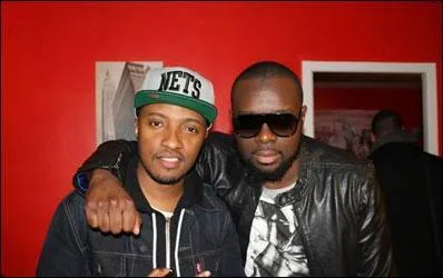 Qui chante "Sur ma route" ?