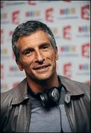 Sur vos chaînes, vous diffusez des émissions. Dans laquelle puis-je voir Nagui ?