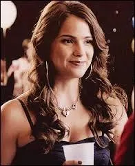 Comment s'appelle sa mère ?