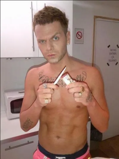 Comment a-t-il appelé son chat ?