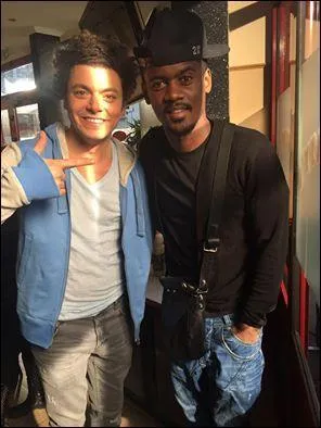 Quels humoristes jouent dans le clip "Mme Pavoshko" de Black M ?