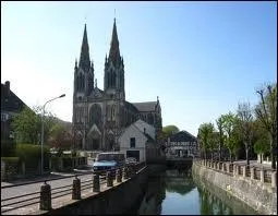 Cette balade se termine à Vimoutiers, ville Ornaise située en région ...