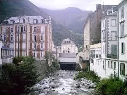 Villes des Hautes-Pyrénées, Luz-Saint-Sauveur se situe en région ...