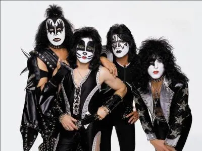 Groupe pouvant être considéré comme du Glam metal, mais plus orienté côté rock/hard rock, le connaissez-vous ?