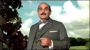 Hercule Poirot est un personnage de fiction créé par l'écrivain Georges Simenon.