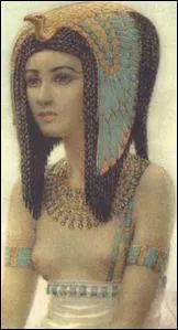 Elle joua un rôle politique et militaire, en particulier contre l'envahisseur Hyksôs. Son petit-fils Ahmosis libérera et réunifiera l'Égypte pour fonder la XVIIIe dynastie. Qui est cette reine de Thèbes, surnommée la "mère du Nouvel Empire" ?