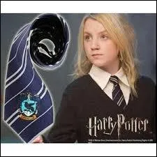 Qui est cette jeune fille, élève de Serdaigle ?