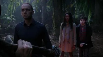 Est-ce que Greg et Tamara savent pour qui ils travaillent ?