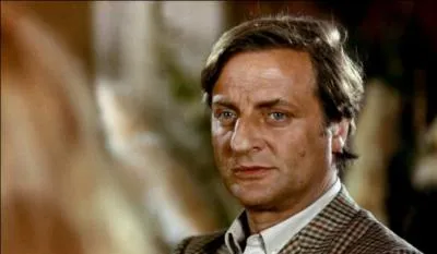 Un indice en ce qui le concerne : Associé à Annie Girardot et Jacques Brel !