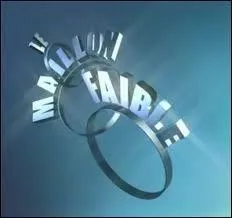 Qui présente actuellement l'émission "Le maillon faible" sur D8 ?